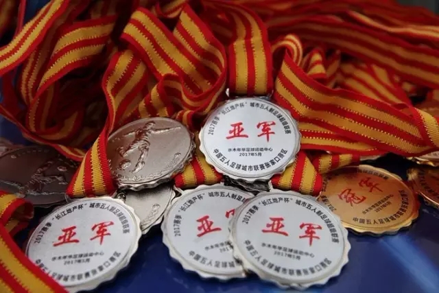 菲国政治风云再起，莎拉踏上总统之路，马科斯困局加深